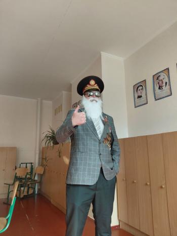 Уроки з костюмами: чи круто це? Спойлер: це фантастично! Уроки з костюмами: чи круто це? Спойлер: це фантастично!