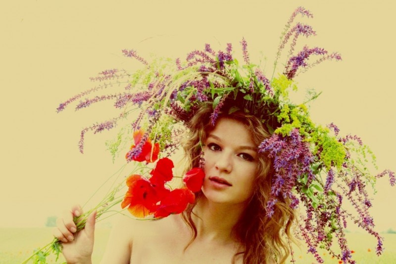 КОНВАЛІЯ ТРАВНЕВА